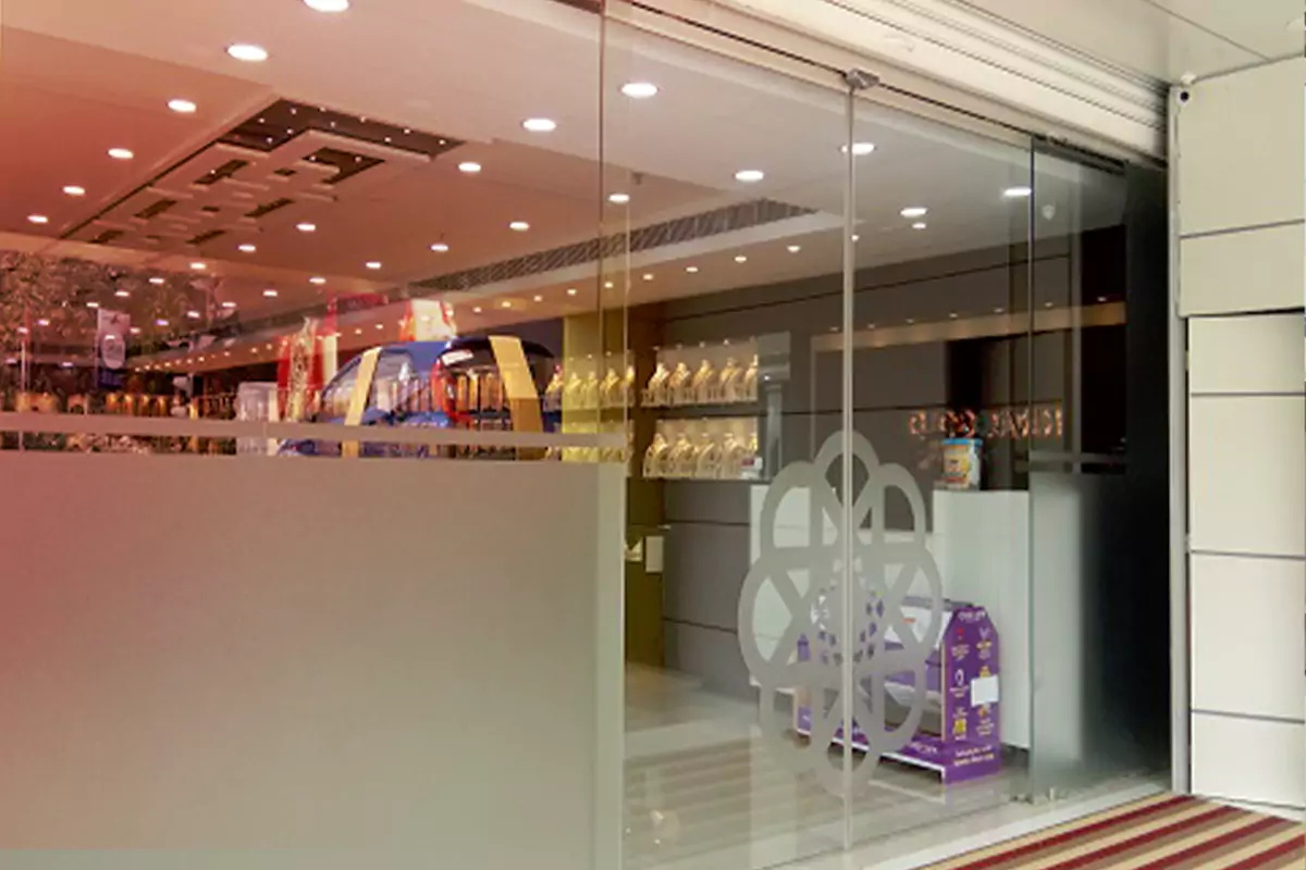 Smart Restrooms with Automatic Systems